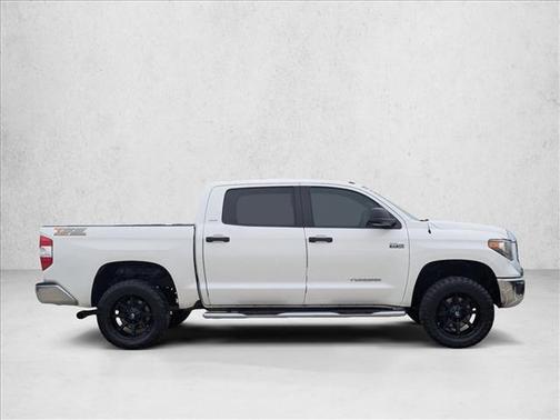 2018 Toyota Tundra SR5