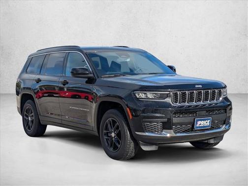 Diamond Black Crystal Pearlcoat 2025 Jeep Grand Cherokee L Laredo