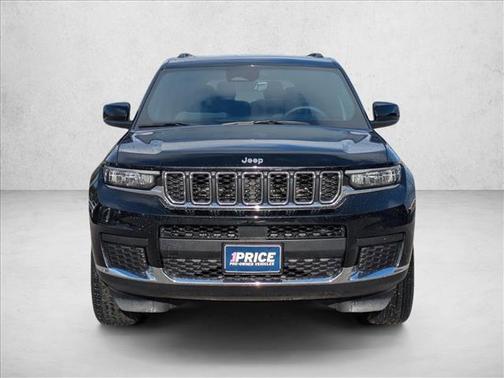 Diamond Black Crystal Pearlcoat 2025 Jeep Grand Cherokee L Laredo