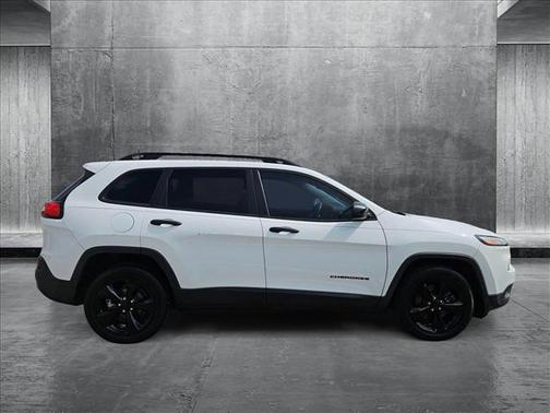 2017 Jeep Cherokee Sport