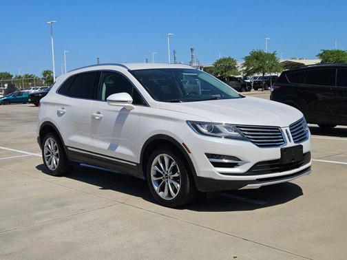 2017 Lincoln MKC Select