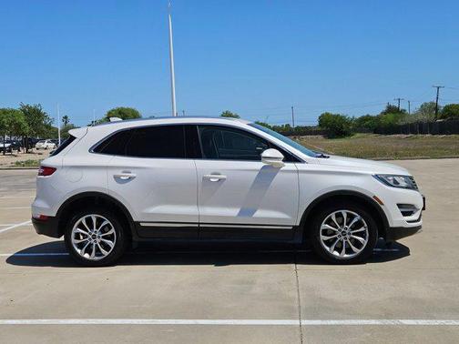 2017 Lincoln MKC Select