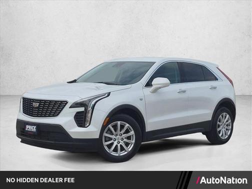 Crystal White Tricoat 2023 Cadillac XT4 Luxury