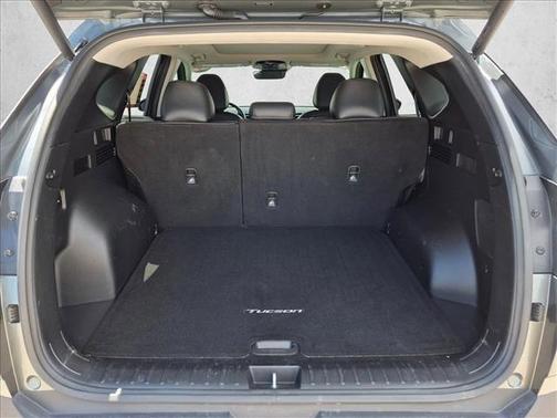Amazon Gray 2022 Hyundai TUCSON Limited