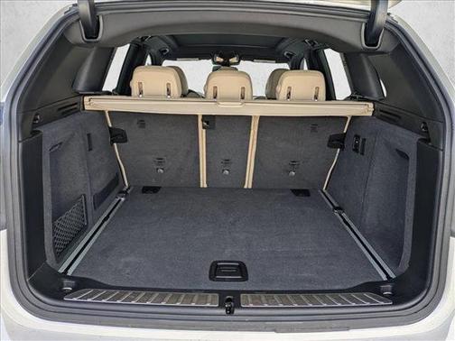 Mineral White Metallic 2022 BMW X3 xDrive30i