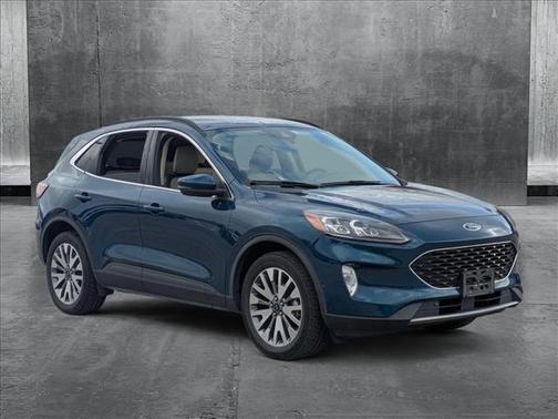 2020 Ford Escape Titanium