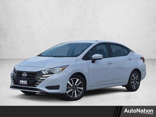 Gray Sky Pearl 2024 Nissan Versa 1.6 SV
