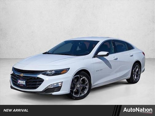 Summit White 2024 Chevrolet Malibu FWD 1LT