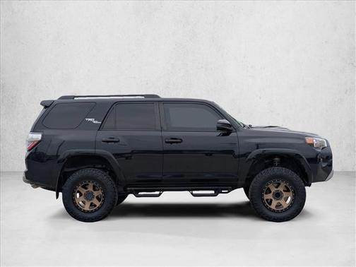 2022 Toyota 4Runner TRD Off Road