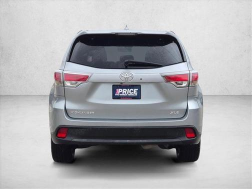 Silver Sky Metallic 2015 Toyota Highlander XLE
