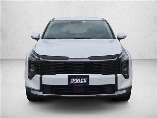 Glacial White Pearl 2026 Kia Sportage LX