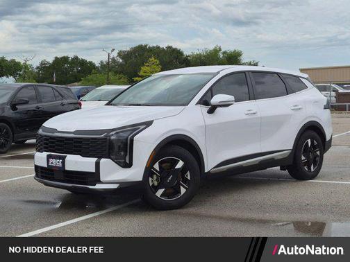 Glacial White Pearl 2026 Kia Sportage LX