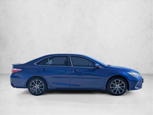 2016 Toyota Camry XSE