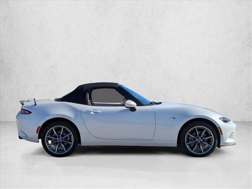 2022 Mazda MX-5 Miata Grand Touring