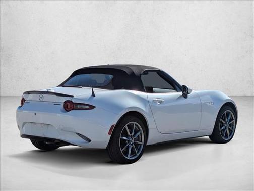 2022 Mazda MX-5 Miata Grand Touring