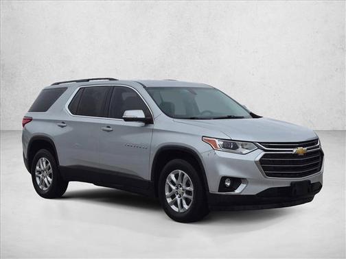 Silver Ice Metallic 2021 Chevrolet Traverse LT Leather