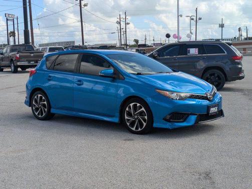 2016 Scion iM 5dr HB Man
