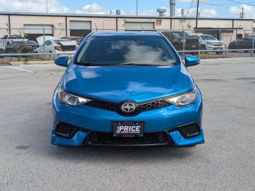 2016 Scion iM 5dr HB Man