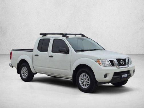 Glacier White 2018 Nissan Frontier SV