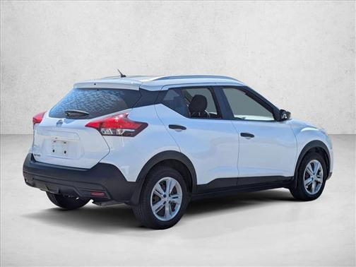 2019 Nissan Kicks S