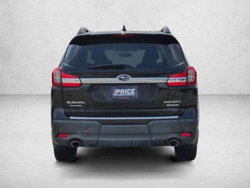 Crystal Black Silica 2020 Subaru Ascent Limited 7-Passenger