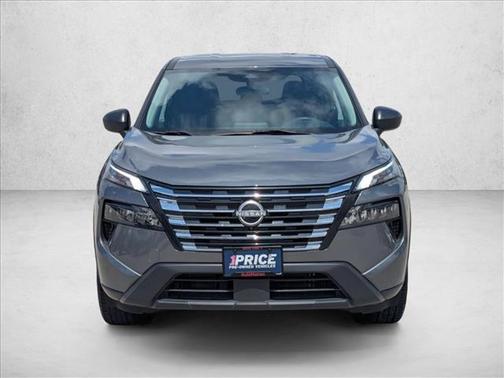 Gun Metallic 2024 Nissan Rogue S