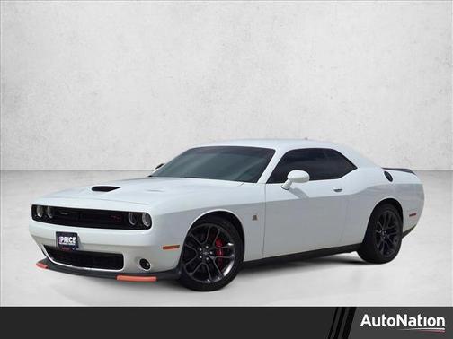 White Knuckle Clearcoat 2022 Dodge Challenger R/T Scat Pack
