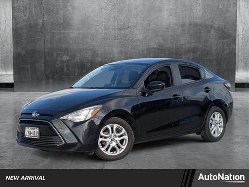 2017 Toyota Yaris iA Base