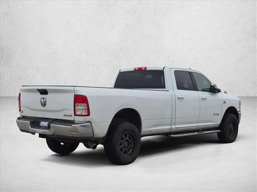 Bright White Clearcoat 2020 RAM 2500 Big Horn Crew Cab 4x4 8' Box