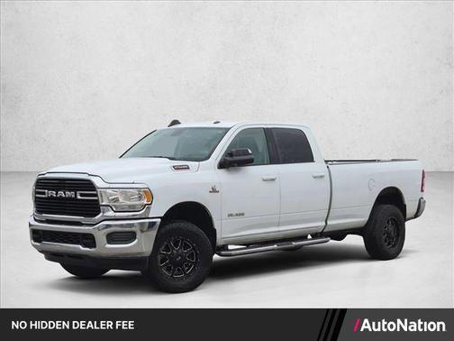Bright White Clearcoat 2020 RAM 2500 Big Horn Crew Cab 4x4 8' Box