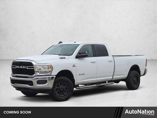 Bright White Clearcoat 2020 RAM 2500 Big Horn Crew Cab 4x4 8' Box