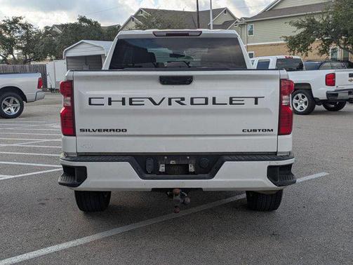 2022 Chevrolet Silverado 1500 Custom