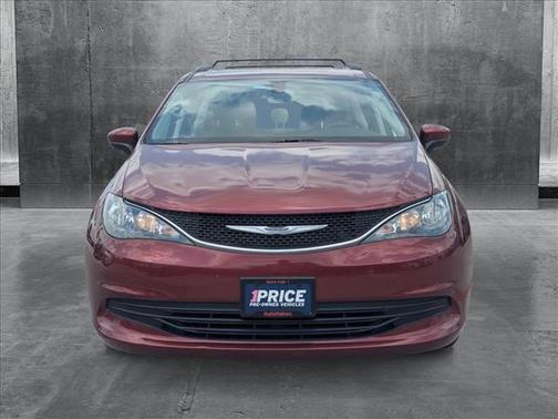 2020 Chrysler Voyager LXI