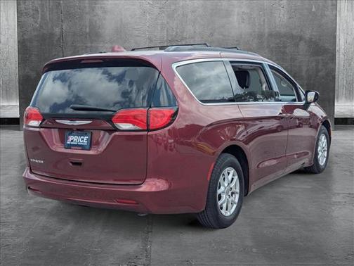 2020 Chrysler Voyager LXI