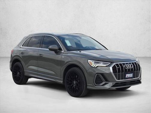 Chronos Gray Metallic 2022 Audi Q3 45 S line Premium Plus