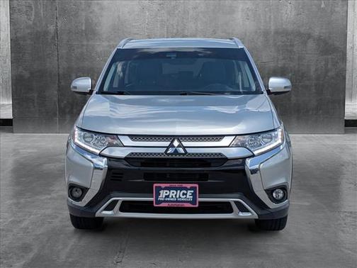 2020 Mitsubishi Outlander SE