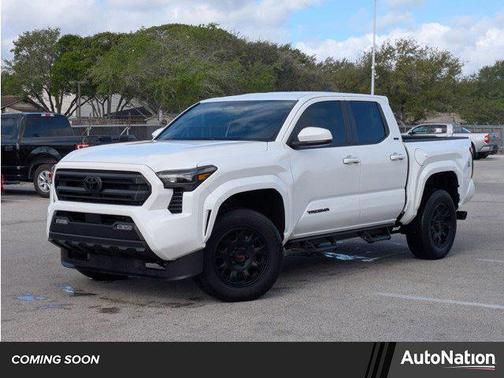 2025 Toyota Tacoma SR5