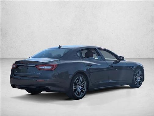 2018 Maserati Quattroporte S