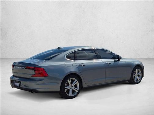 Mussel Blue Metallic 2018 Volvo S90 T5 Momentum