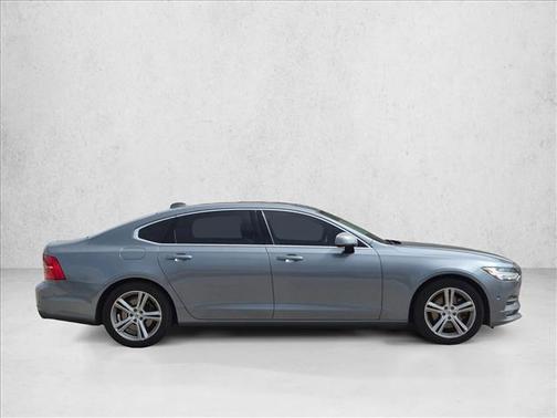 Mussel Blue Metallic 2018 Volvo S90 T5 Momentum