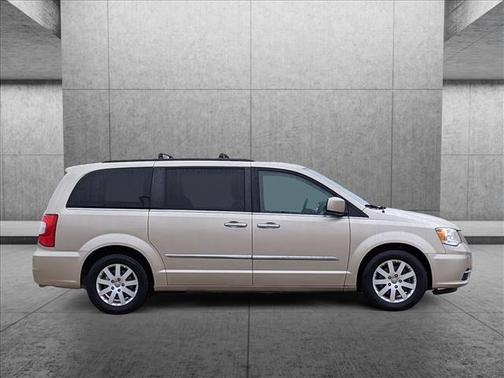 Photo 2 of 4 of 2015 Chrysler Town & Country Touring