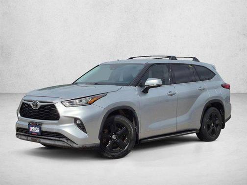 Celestial Silver Metallic 2020 Toyota Highlander LE