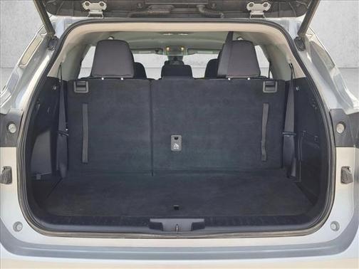 Celestial Silver Metallic 2020 Toyota Highlander LE