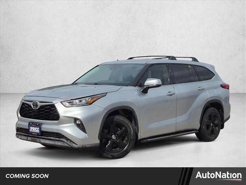 Celestial Silver Metallic 2020 Toyota Highlander LE