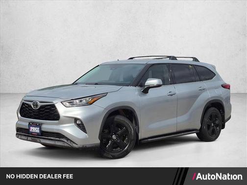 Celestial Silver Metallic 2020 Toyota Highlander LE