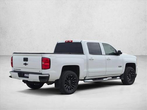 Summit White 2018 Chevrolet Silverado 1500 2LT