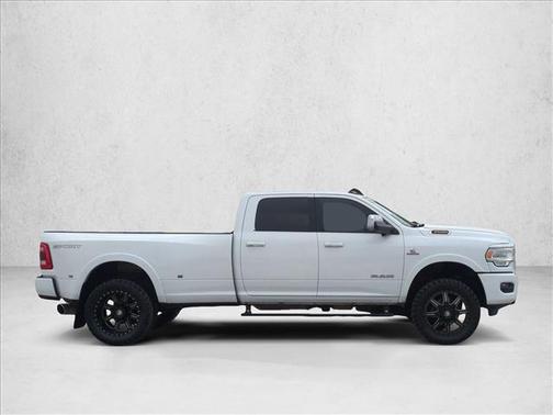 2019 RAM 3500 Laramie Crew Cab 4x4 8' Box
