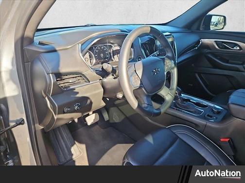 Sterling Gray Metallic 2023 Chevrolet Traverse Premier