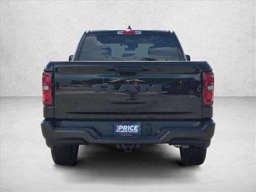 Diamond Black Crystal Pearlcoat 2025 RAM 1500 Tradesman