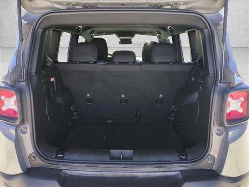 2022 Jeep Renegade Altitude